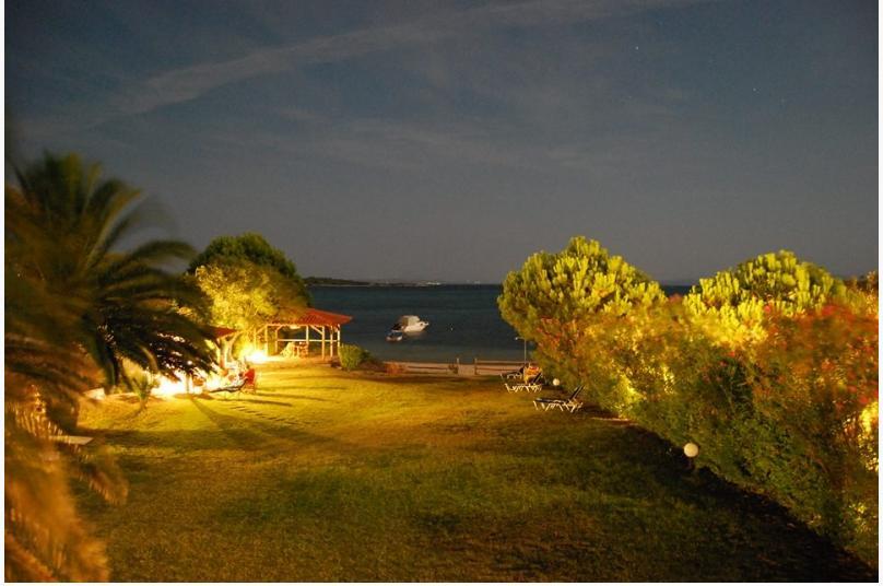 Filippos Resort By The Sea 보우르보우로우 외부 사진